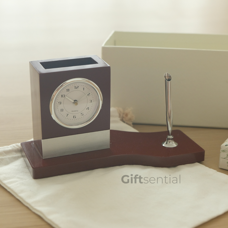 Wooden Table Clock