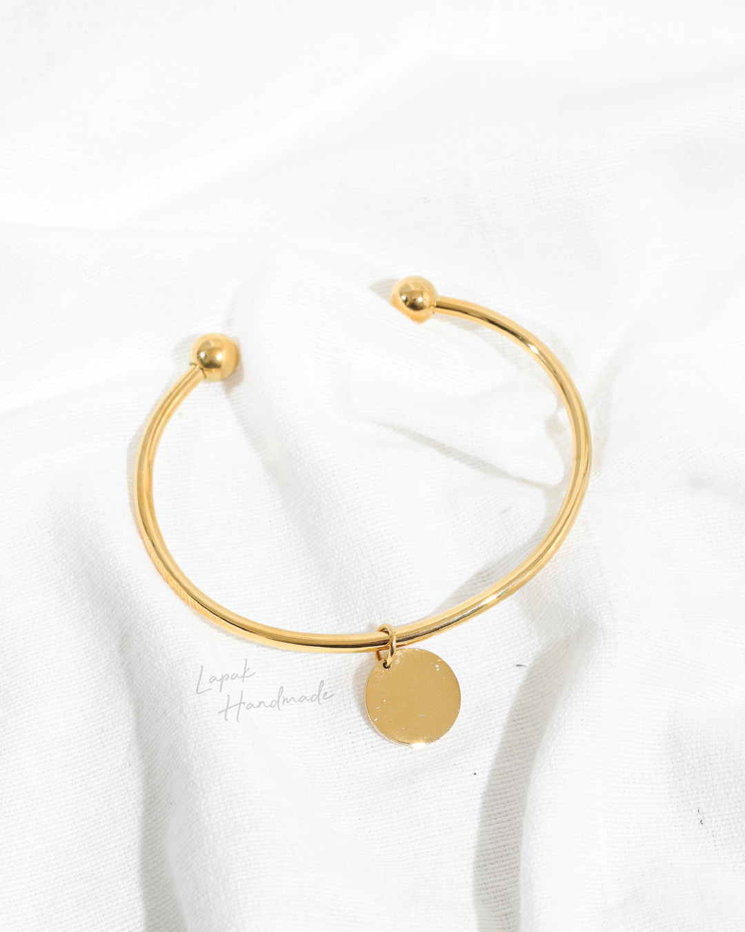 Coin Bangle in Gold