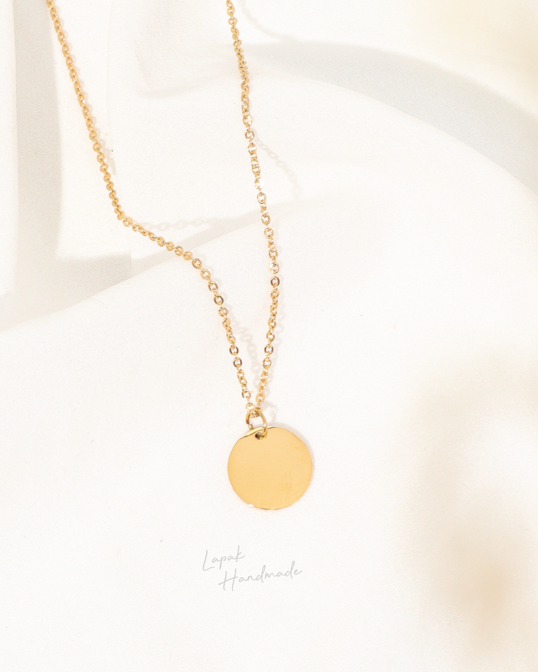 Coin Necklace in Gold