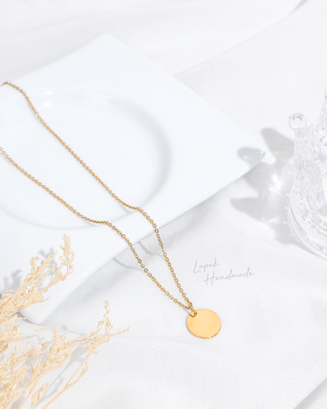 Coin Necklace in Gold