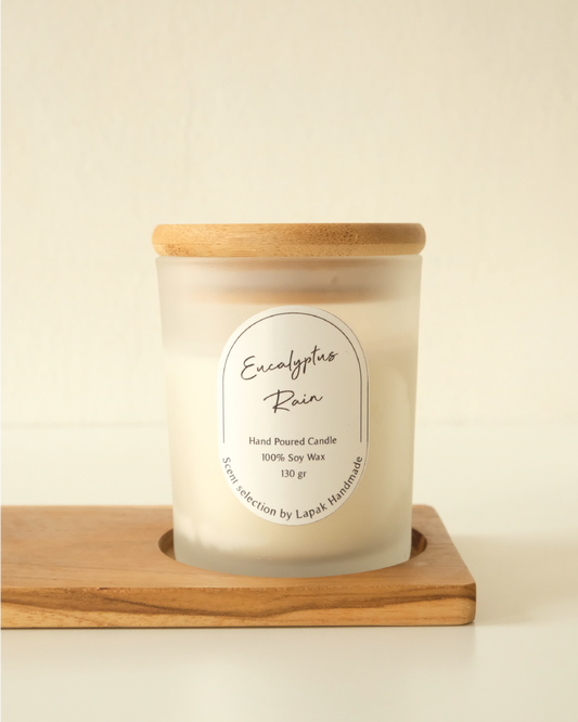 Home Scented Candle in Eucalyptus Rainwater