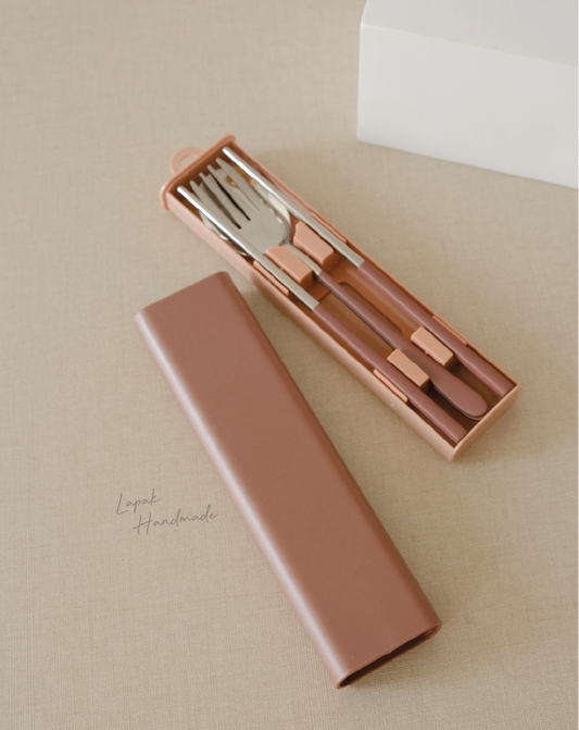 Haru Cutlery Set in Pink Mauve