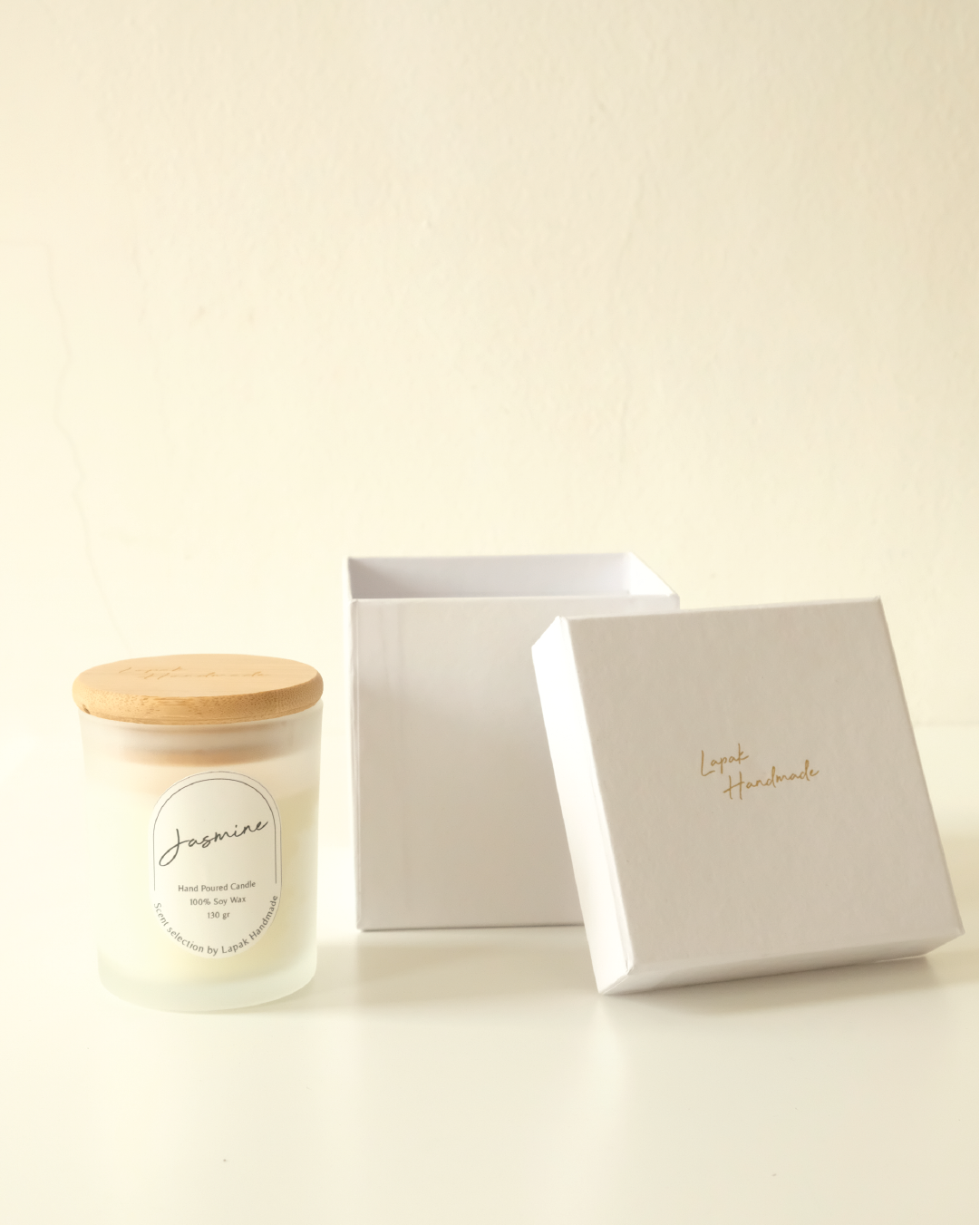 Home Scented Candle in Jasmine