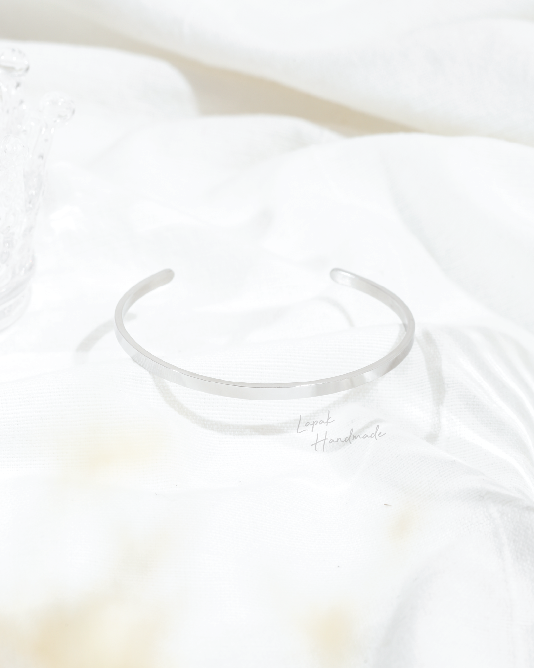 Slim Bangle in Silver